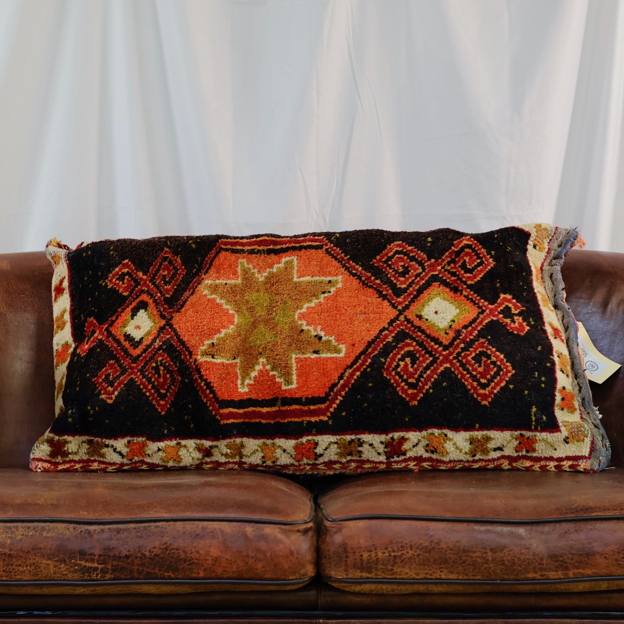PL22-5 ORIGINAL RUG PILLOW
