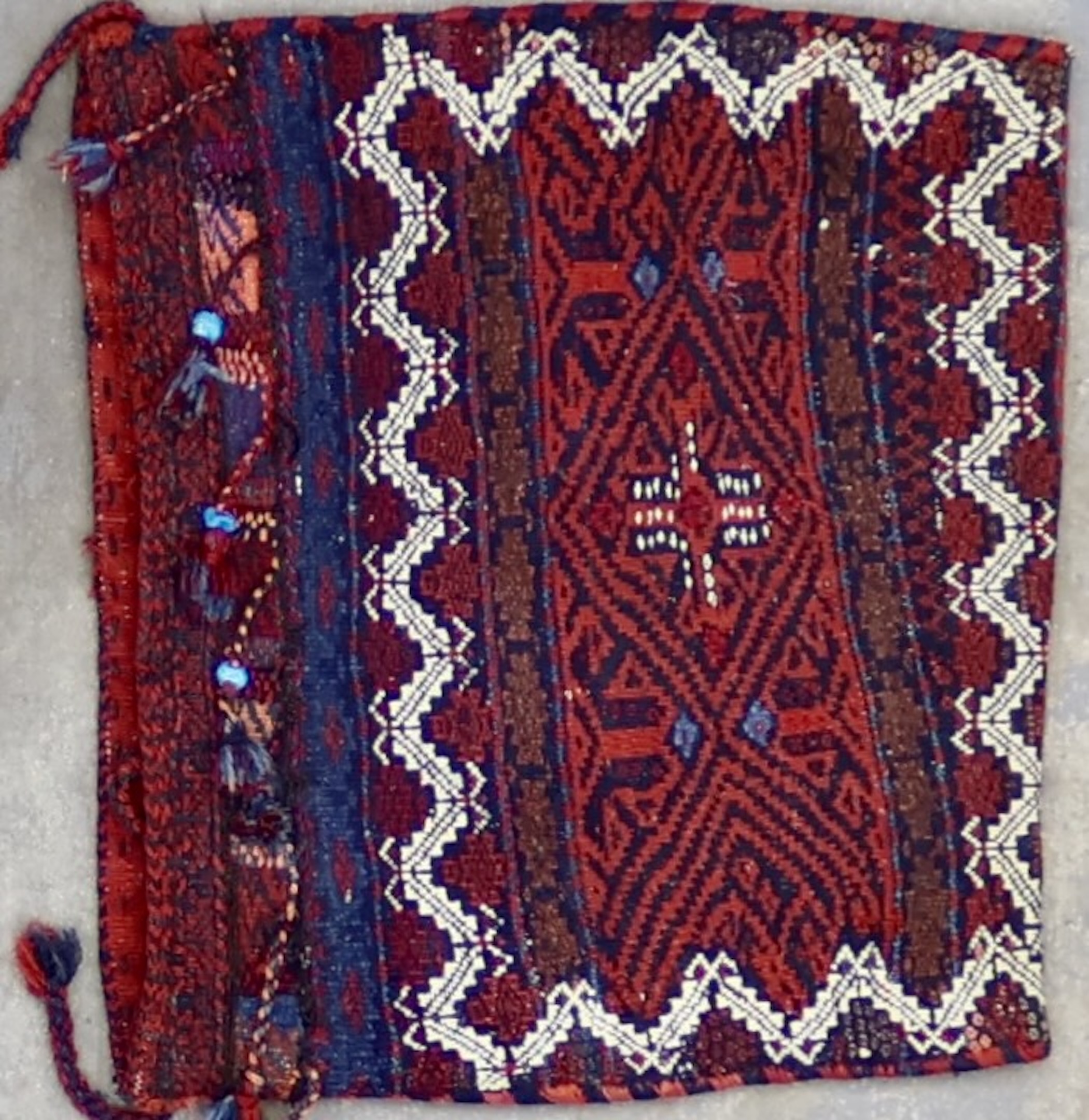 KL8645 VINTAGE PERSIAN BAKHTIYARI KILIM TEXTILE 1'8