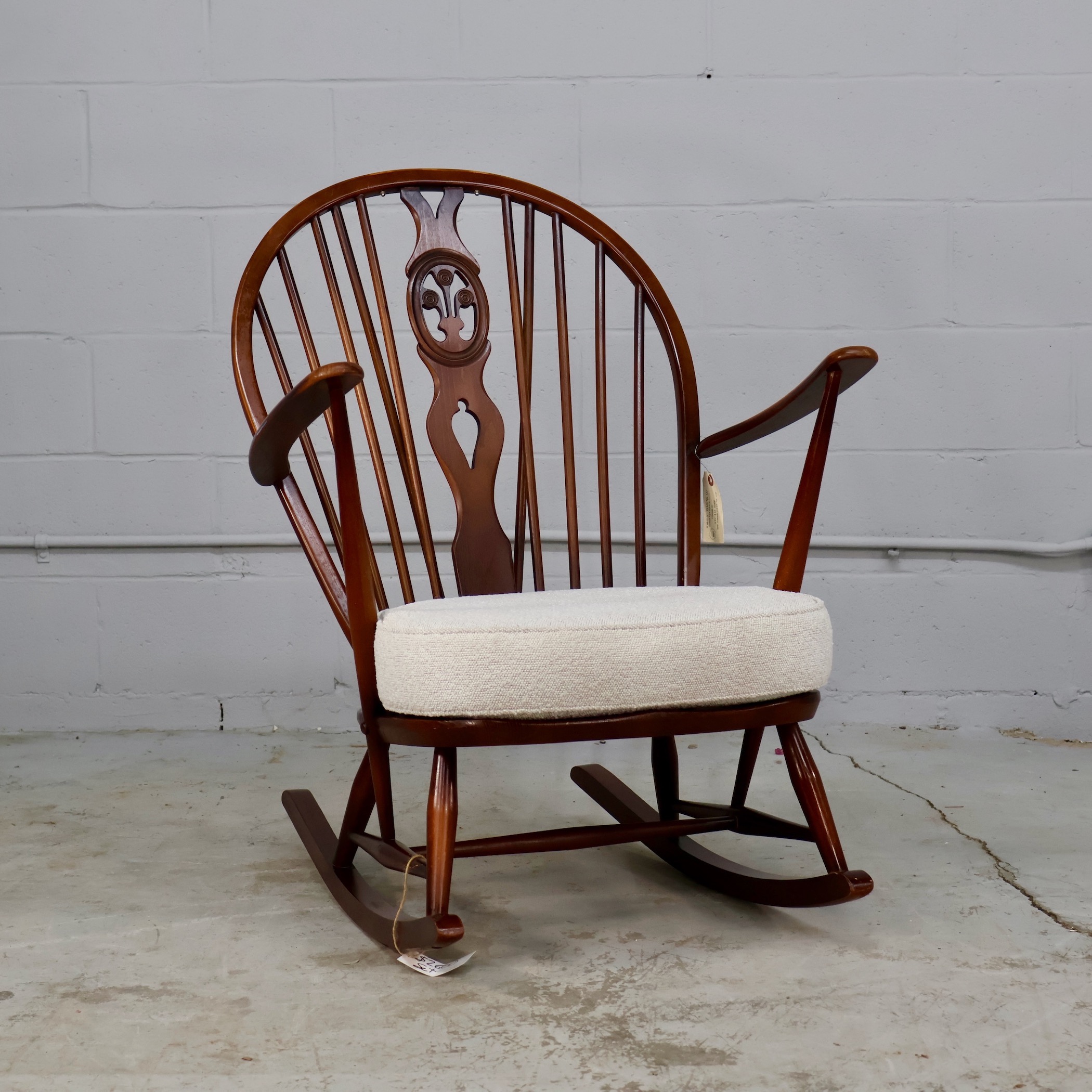 CHR510 ERCOL DESIGN BOUCLE ROCKING CHAIR (SET AVAILABLE)
