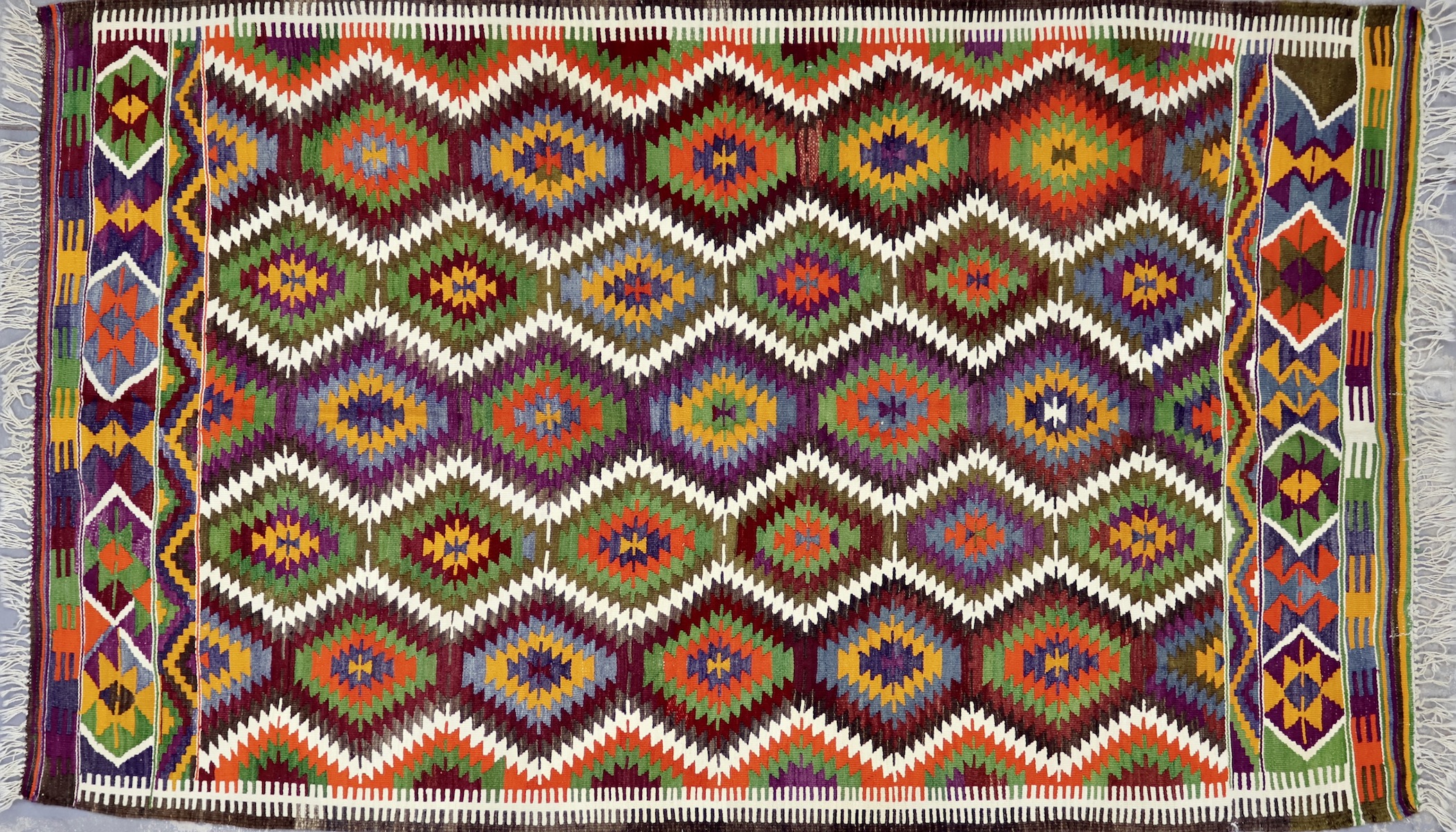 KL5137 VINTAGE 1960s TURKISH ESME RUG 5'2