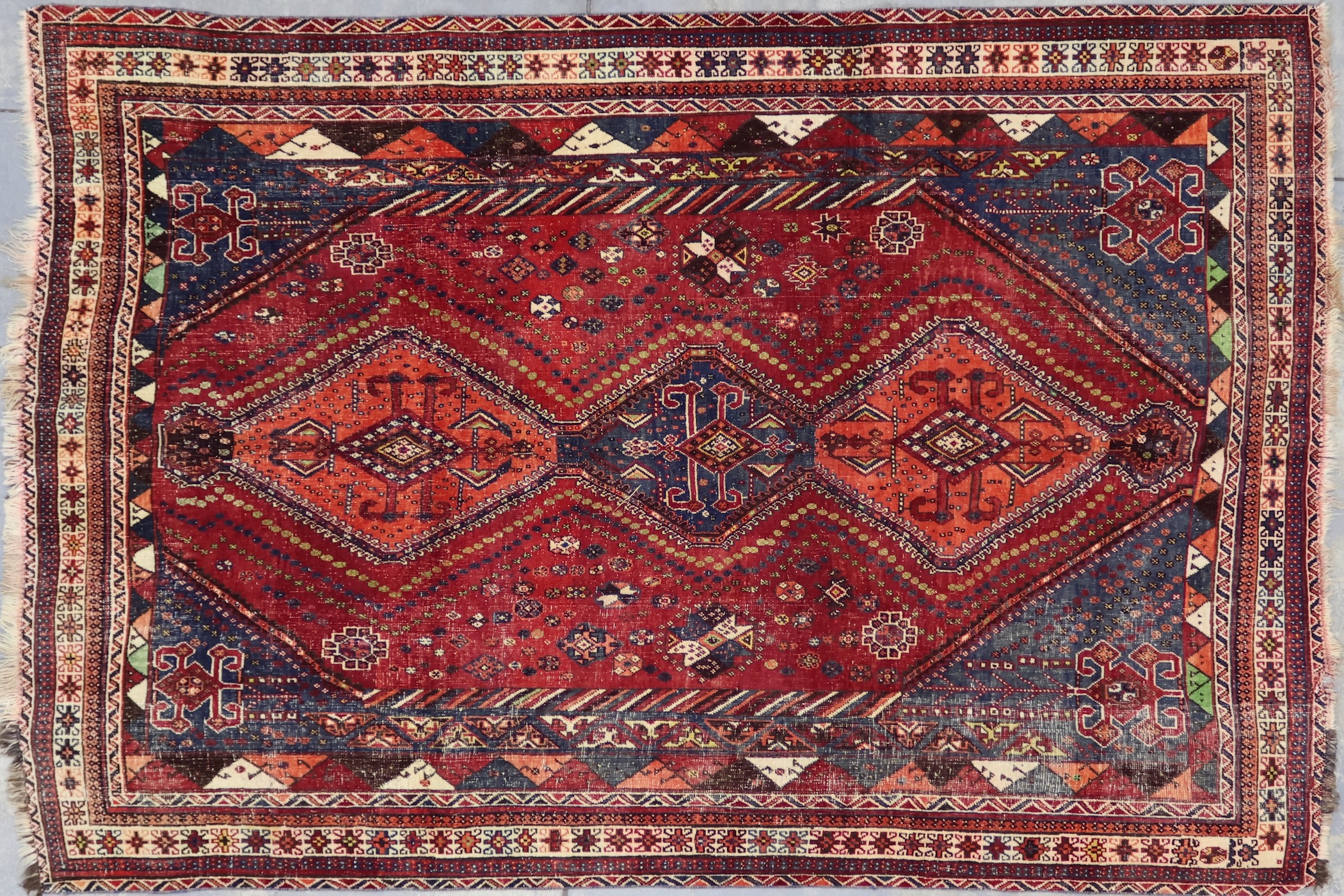CR8458 VINTAGE IRANIAN SHIRAZI RUG 6'3