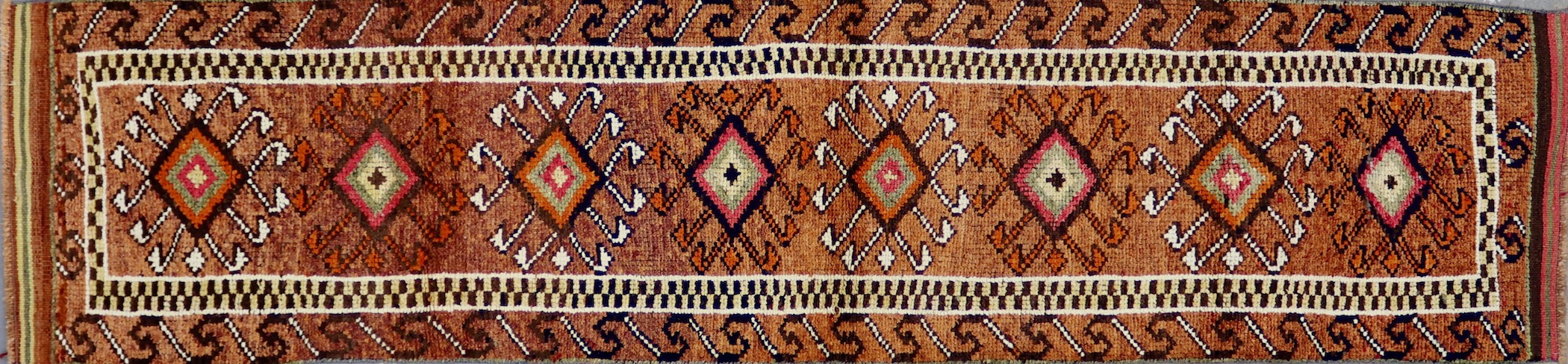 CR8016 VINTAGE 1970s KURDISH HERKI RUNNER 2'9