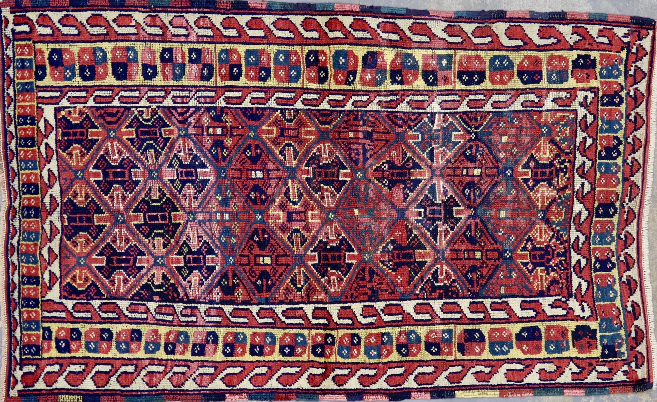 TH500 NEARLY-ANTIQUE 1930s KURDISH PERSIAN RUG 3'10