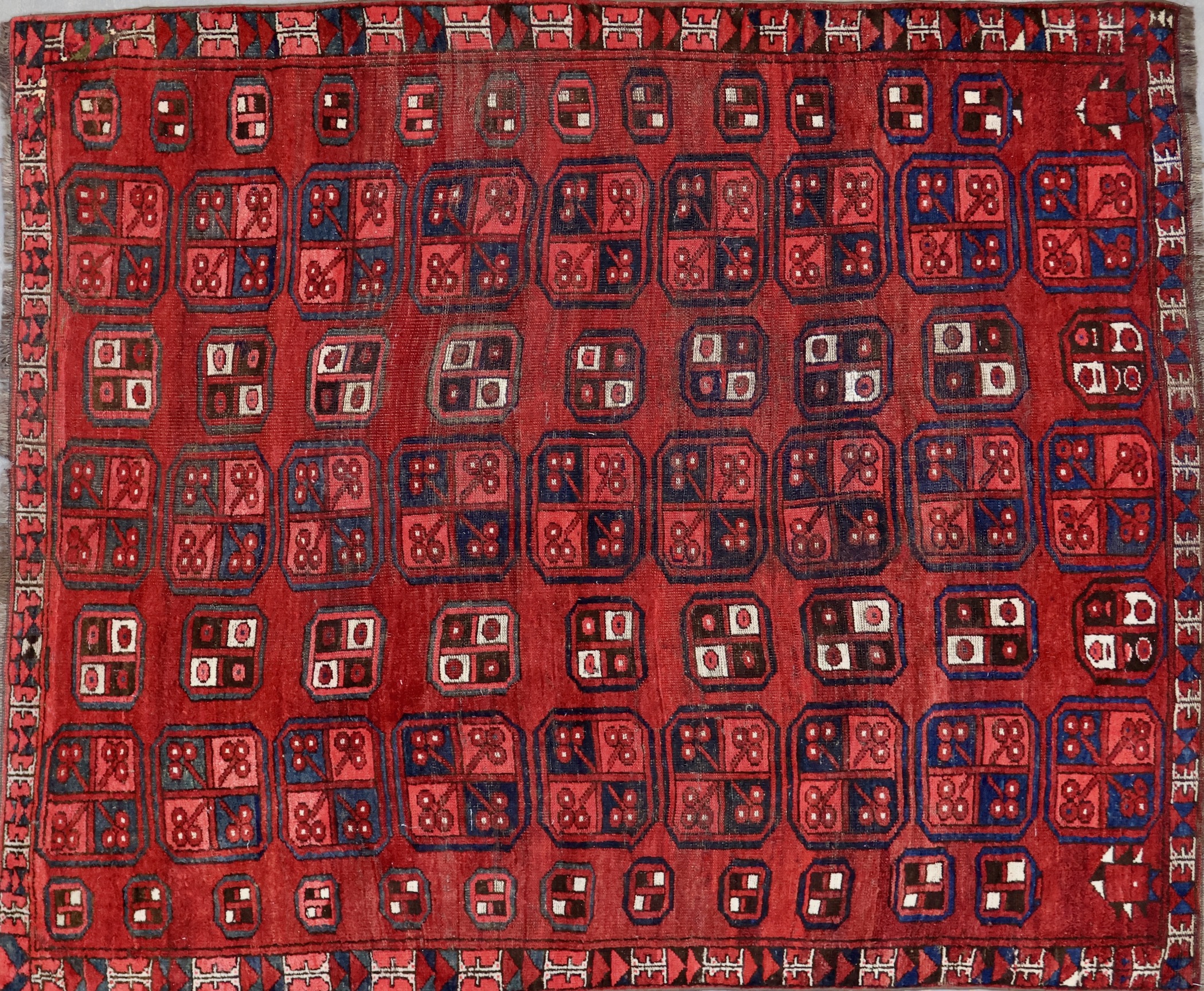 CR8118 ANTIQUE 1920s TURKOMAN ERSARI RUG 5'3