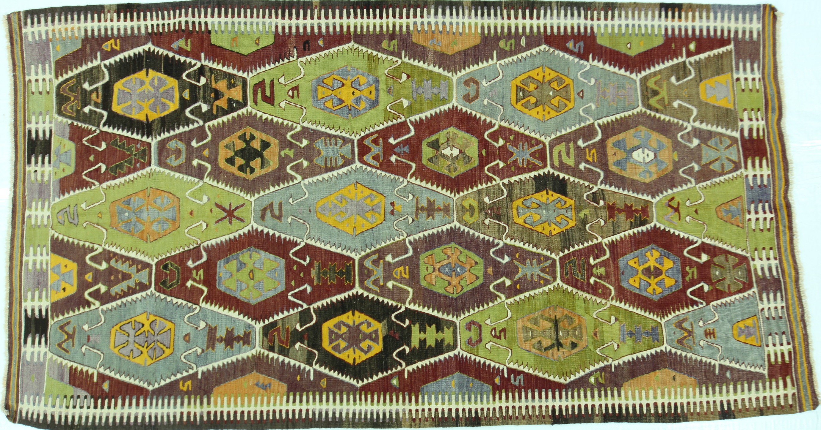 KL4754 VINTAGE KILIM 5.5x9.8