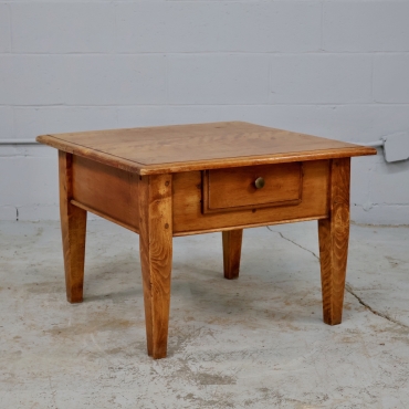 TB356 LIGHT WOOD SIDE TABLE