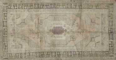 TH362 RECLAIMED VINTAGE 1980s TURKISH TASPINAR RUG 4'8