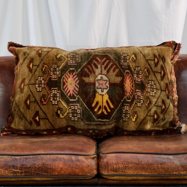 PL22-2 ORIGINAL RUG PILLOW