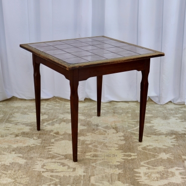 TB019501 SQUARE TILE TOP CAFE TABLE