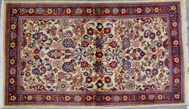 SH137 VINTAGE PERSIAN RUG 4' X 6'9