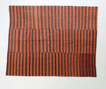 KL3706 - VINTAGE  KILIM  6.4 X 7.10