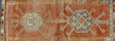 CR8479 VINTAGE 1960s KURDISH HERKI RUNNER 2'11