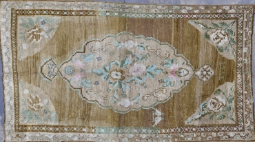 CR5819 RECLAIMED VINTAGE TURKISH KARS RUG 5'5