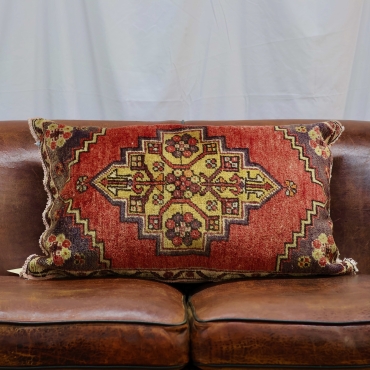 PL22-1 ORIGINAL RUG PILLOW