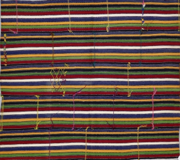 T1842 VINTAGE 1960s TURKISH SOFRA KILIM RUG 5'5