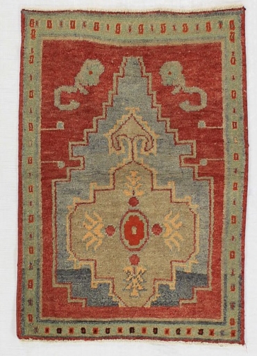 CR5332- VINTAGE TURKISH RUG  2.7 X 3.9